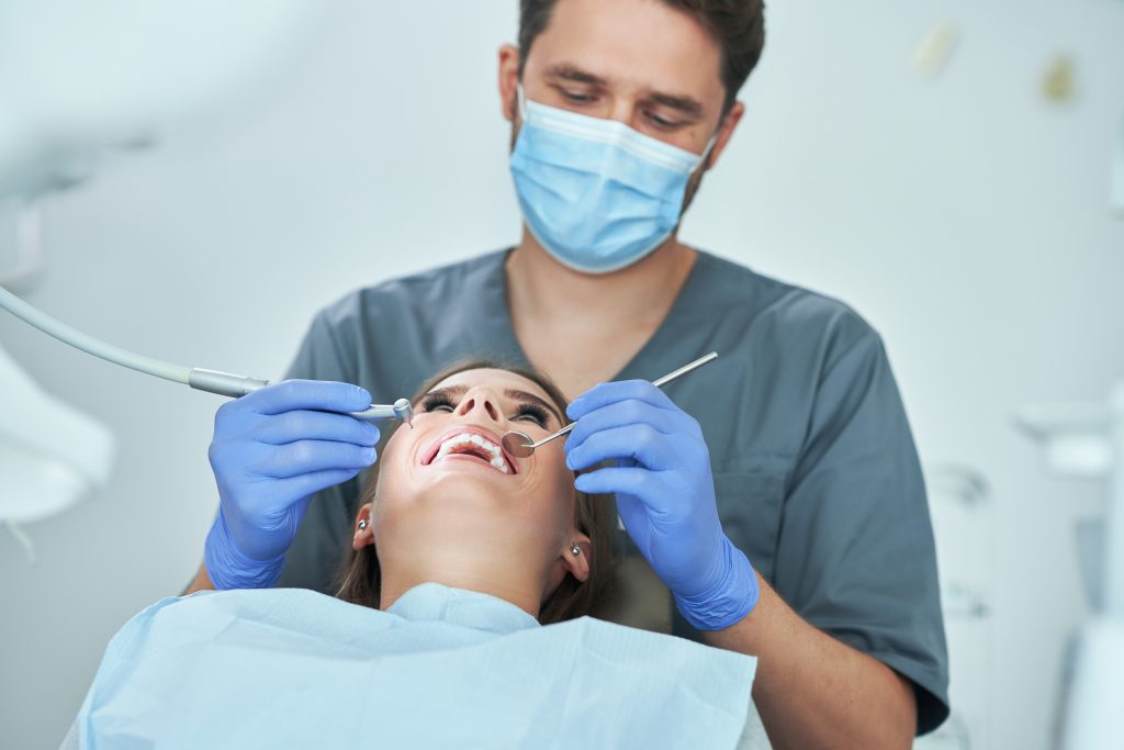 resultados curetaje dental